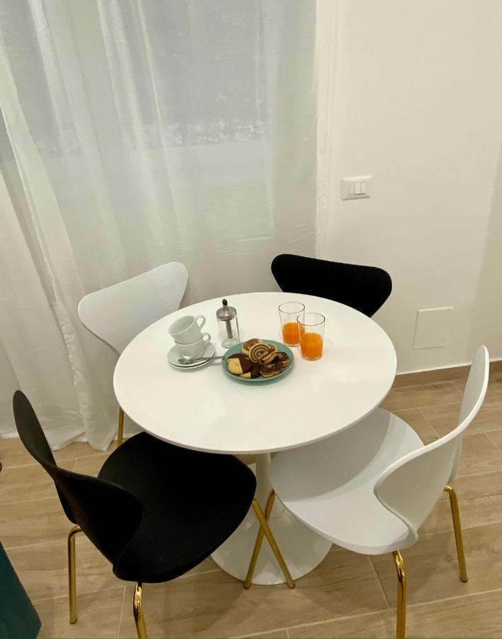 Suite Stresa Milano Centrale 3Pax Wifi Exteriör bild