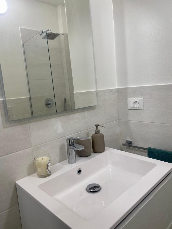 Suite Stresa Milano Centrale 3Pax Wifi Exteriör bild